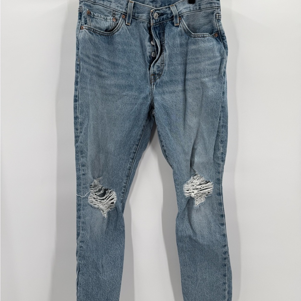 Levi's Classic Light Blue Denim Jeans